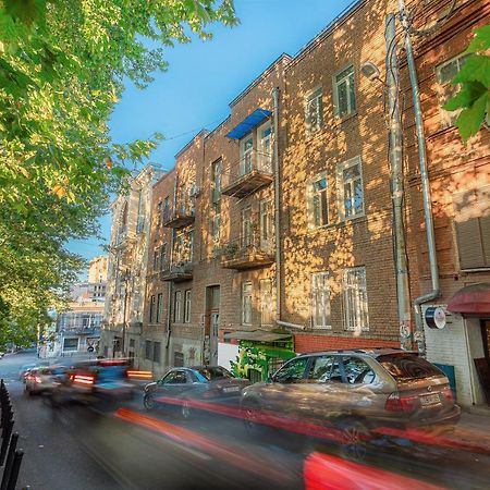 Old Tbilisi, In Front Of Wine Factory Lägenhet Exteriör bild